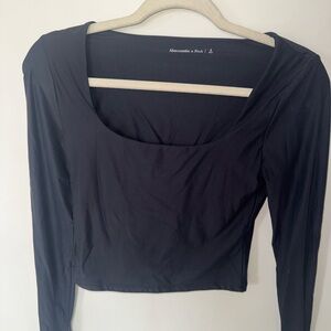 Abercrombie & Fitch Black Long-Sleeve Scoop Crop Top